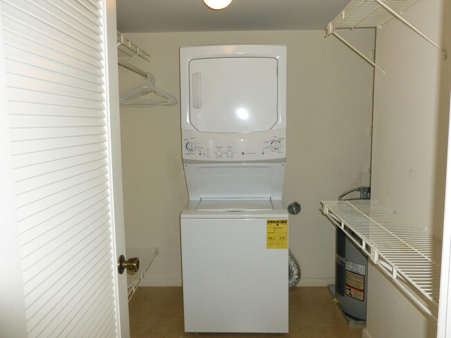Building Photo - 2 SE Turtle Creek Dr