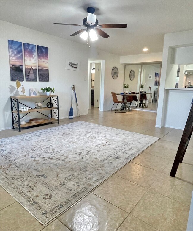 Building Photo - 3300 Pebblebrook Dr