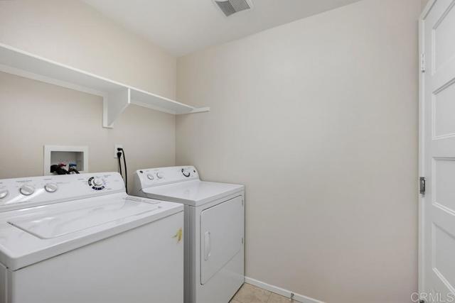 Building Photo - 42910 Avenida Amistad