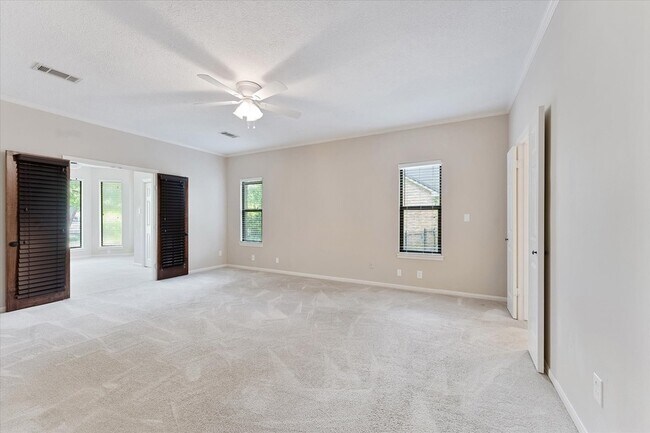 Building Photo - 41 Sweetleaf Ct