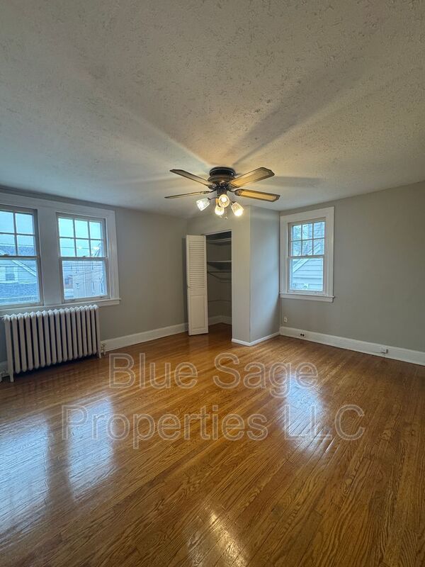Building Photo - 124 N Pennock Ave