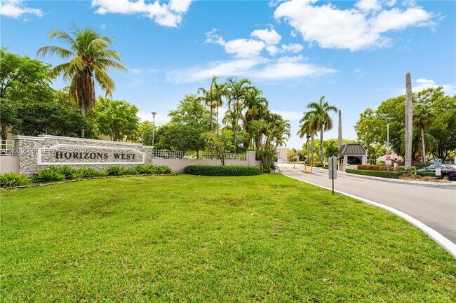 Building Photo - 8520 SW 133rd Avenue Rd