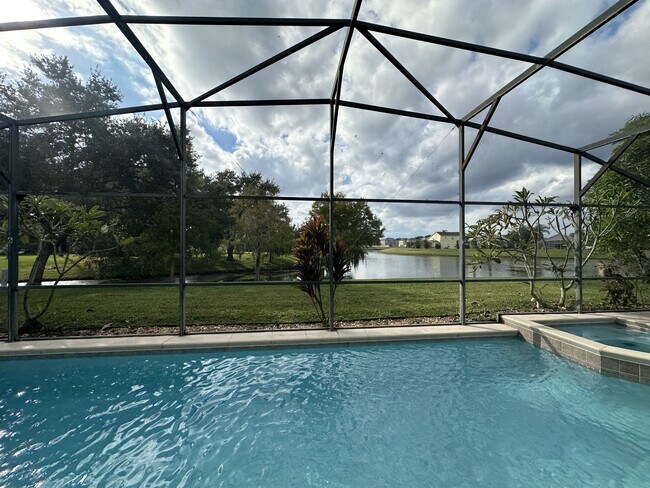 Building Photo - 2548 Aster Cove Ln