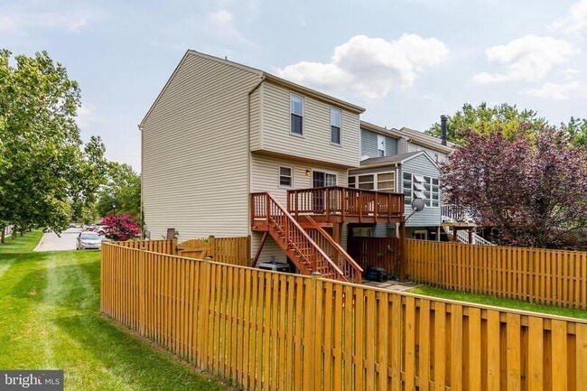 Building Photo - 46 Running Brooke Dr