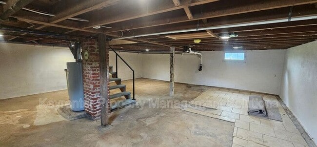 Building Photo - 202 Grubert Ave