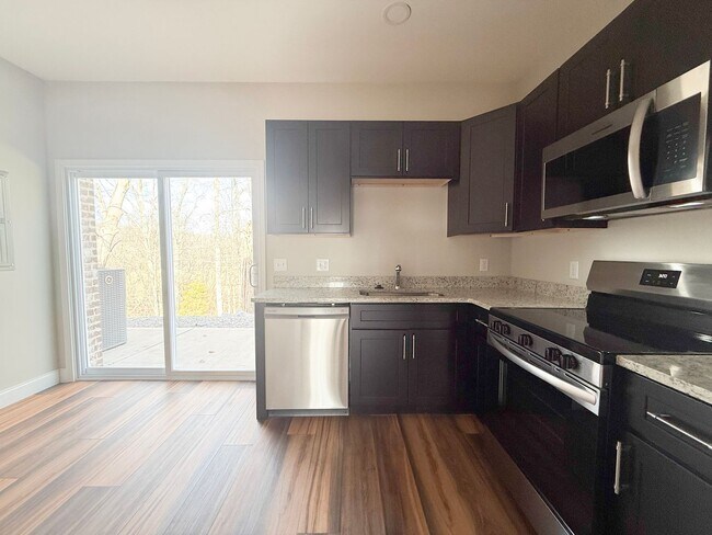 Building Photo - 5202 Oak Pt Ct