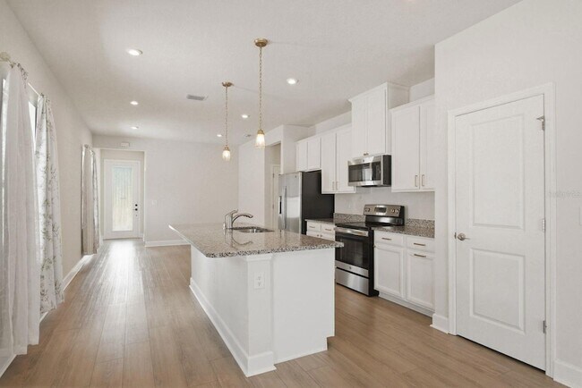 Building Photo - 19056 Heavenside Ct