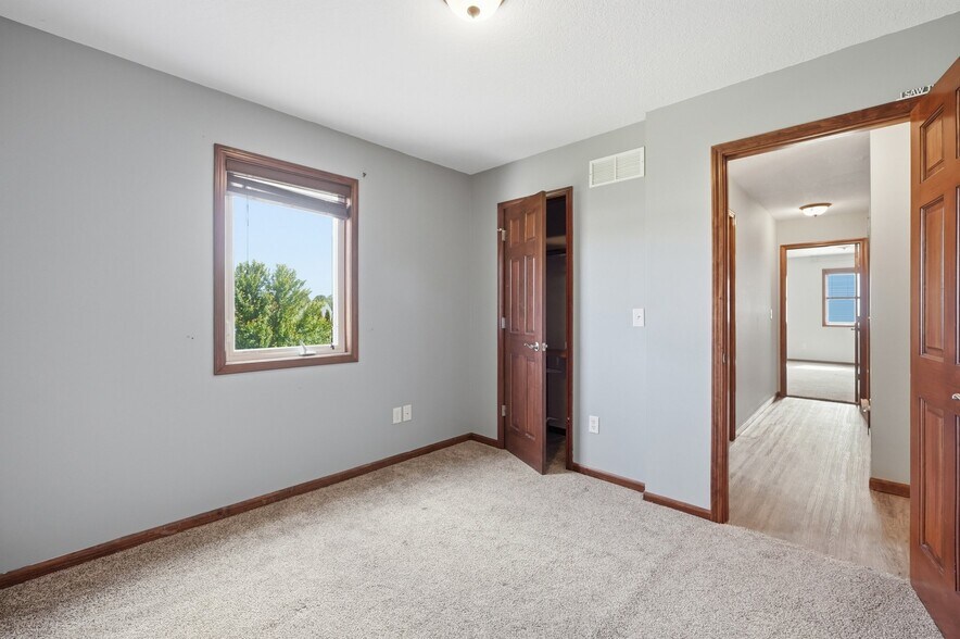 Building Photo - 3632 Astoria Way