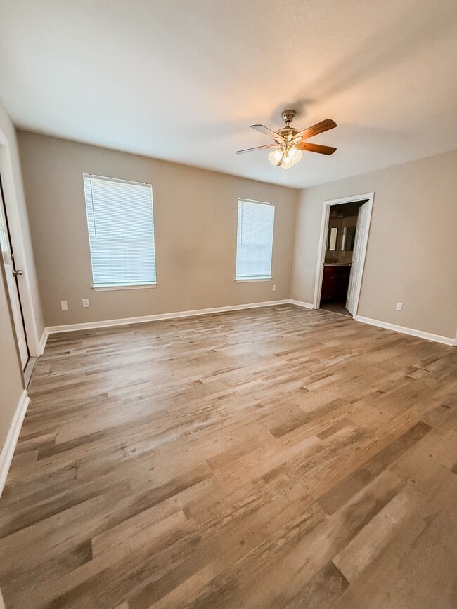 Building Photo - 28 W F Magers Rd