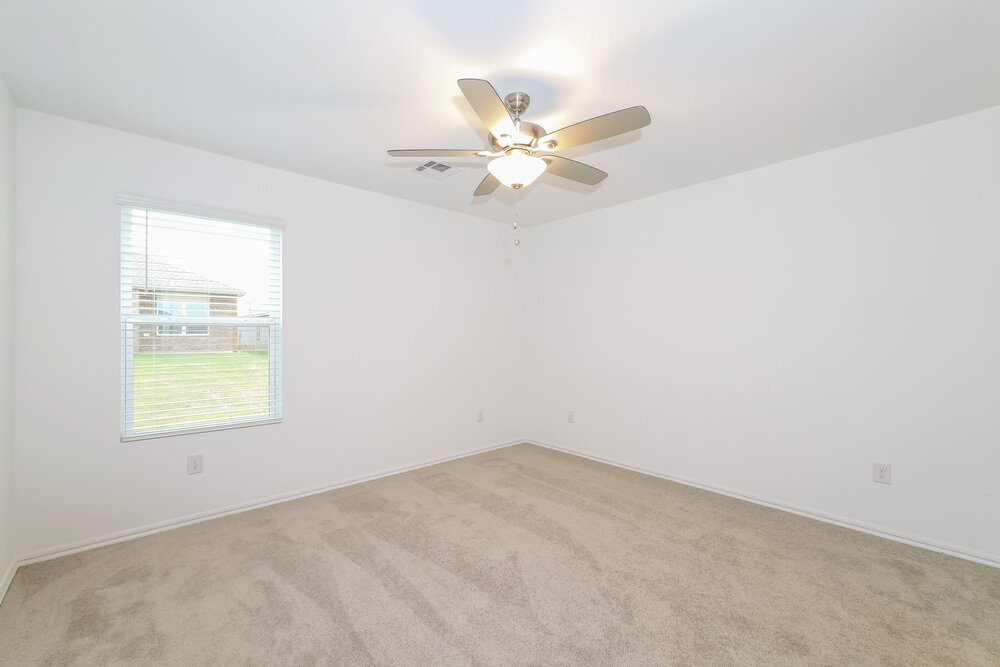 Building Photo - 10049 Appaloosa Ln