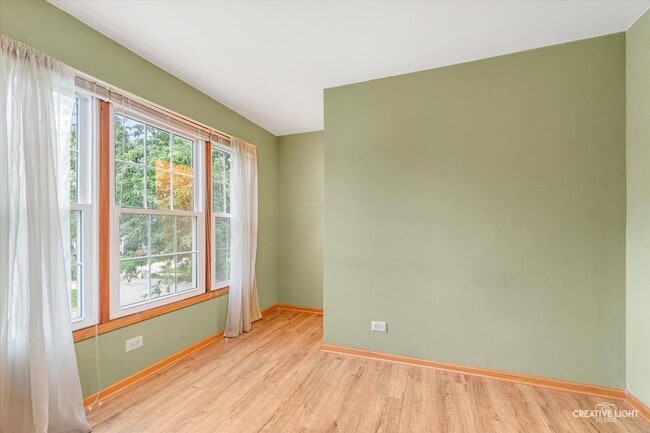 Building Photo - 920 Fairfax Ct