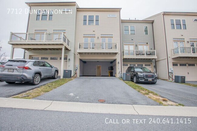 Building Photo - 7712 Duncannon Ln