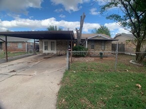 Building Photo - 4900 S Dimple Dr