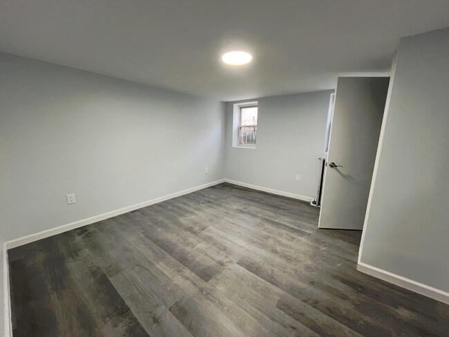 Unit 2 - 7911 32nd Ave