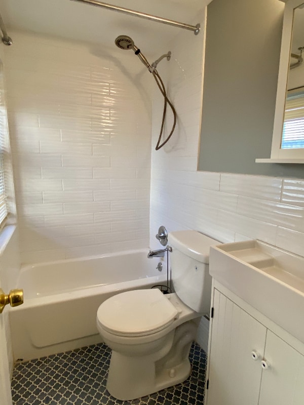 Building Photo - 910 Winter St