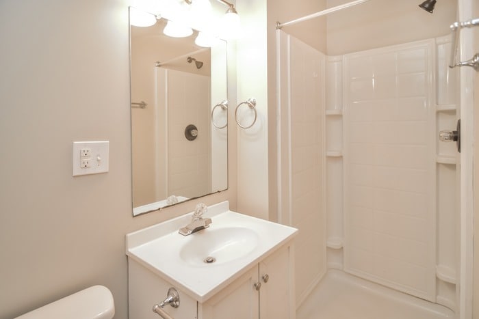 Building Photo - 1803 Canterbury Cir NW
