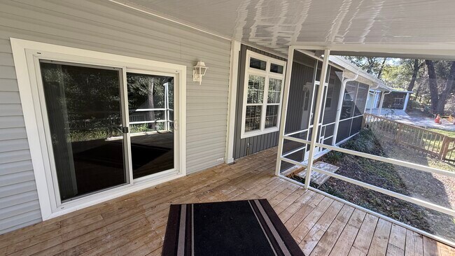 Building Photo - 503 BLUE GINGER Ln