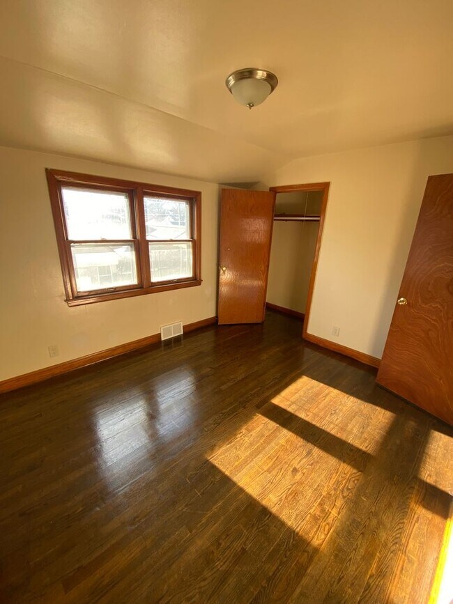 Building Photo - 4171 N 63rd St