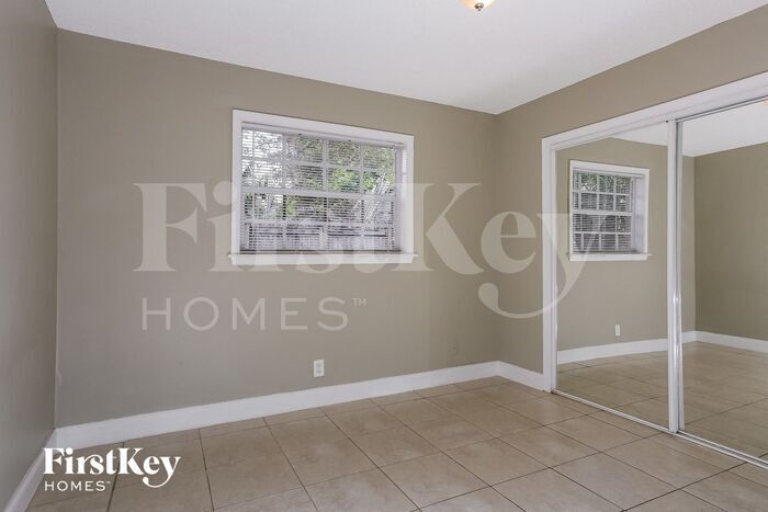 Building Photo - 7209 SW 3rd Ct