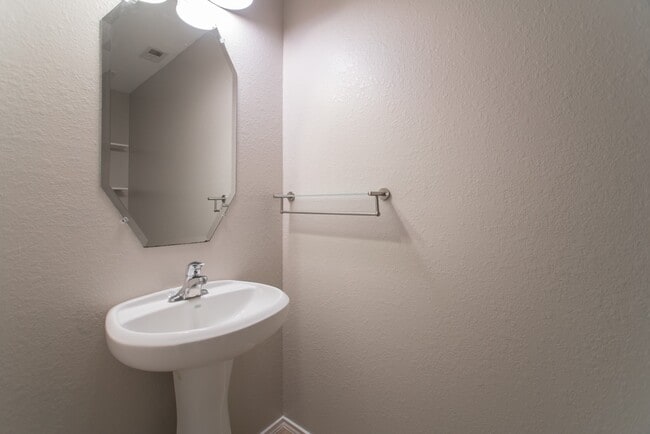 Building Photo - 7247 Basque Country Dr