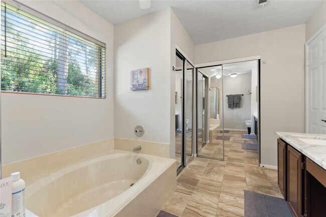 Building Photo - 267 E Rainbow Ridge Cir