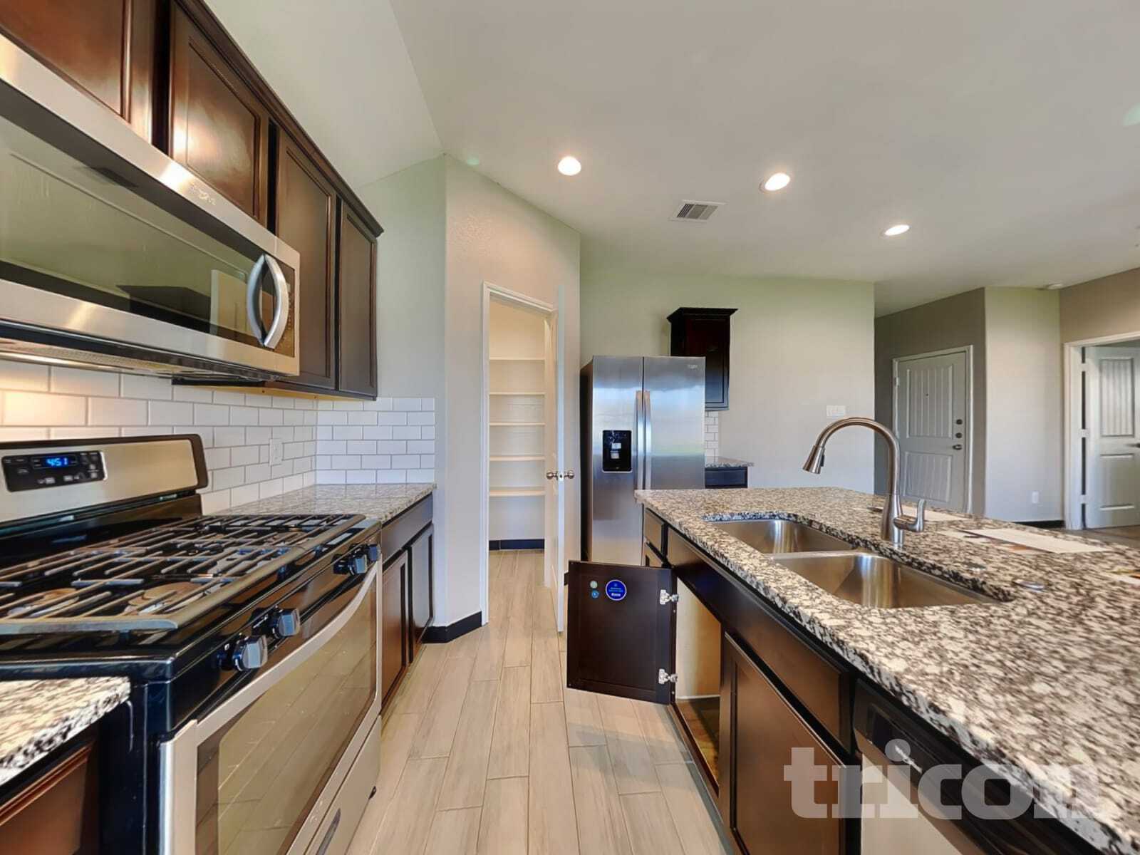 Building Photo - 8523 Aster Gln Wy