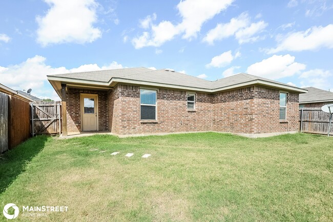 Building Photo - 7613 Hollow Point Dr