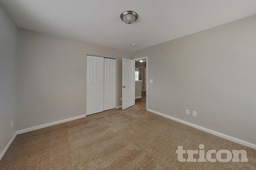 Building Photo - 6867 Horseback Lane