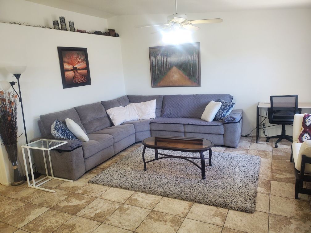 Living Room. - 2095 Mesquite Ave