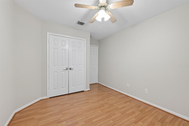 Building Photo - 21907 Willow Downs Dr