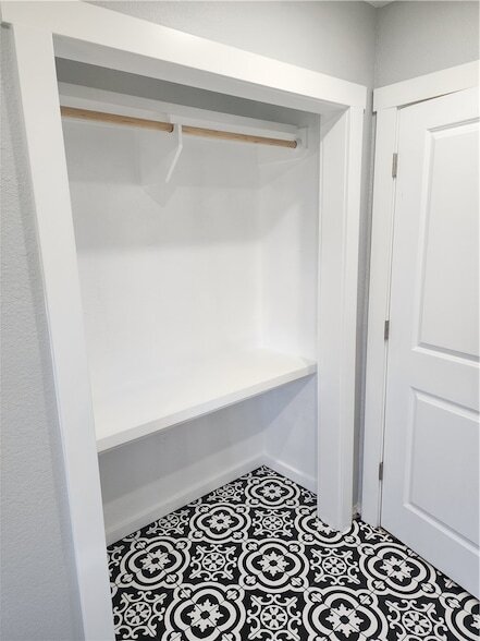 Building Photo - 12877 E State Hwy 21