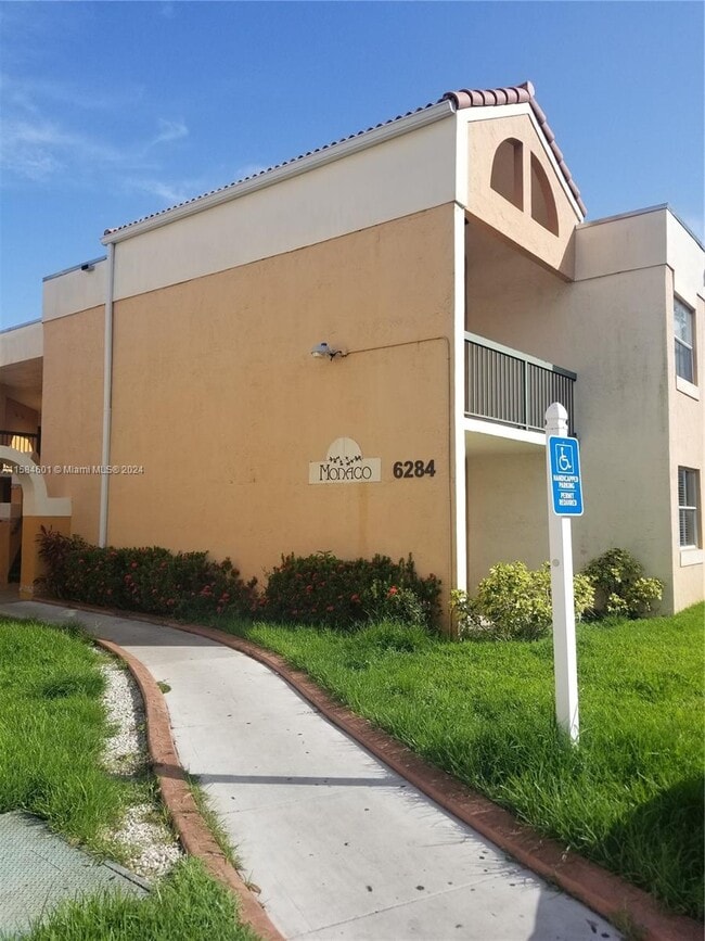 Primary Photo - 6284 NW 186th St