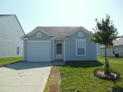 Primary Photo - Camby - 3 BR ranch