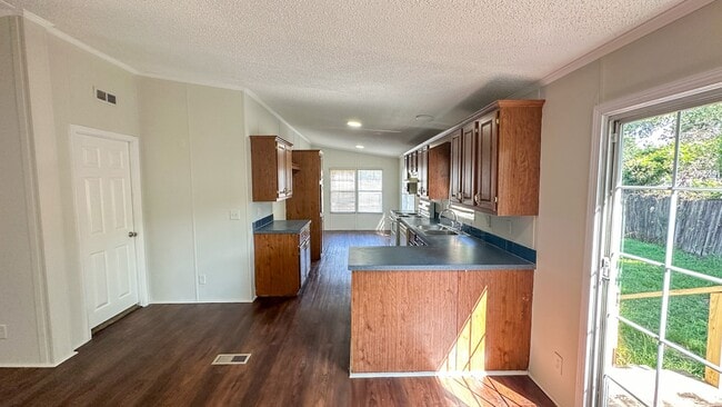 Building Photo - 16487 Brittany Way