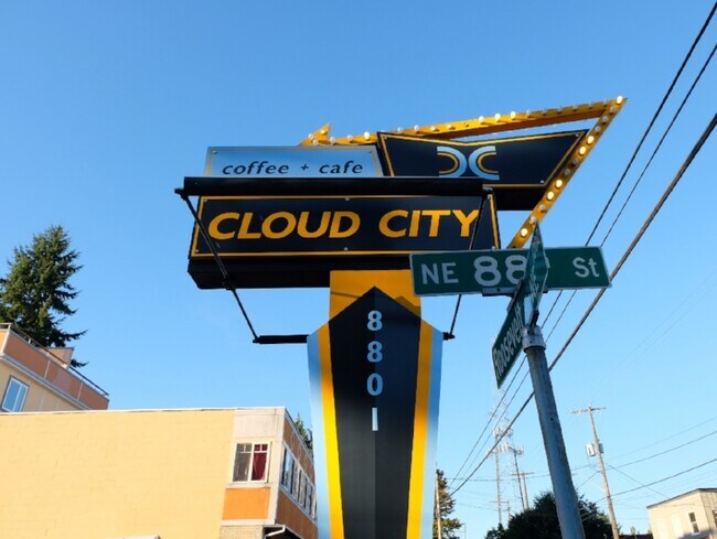 Walking distance from Maple Leaf Coffee shops - 9800 Roosevelt Way NE