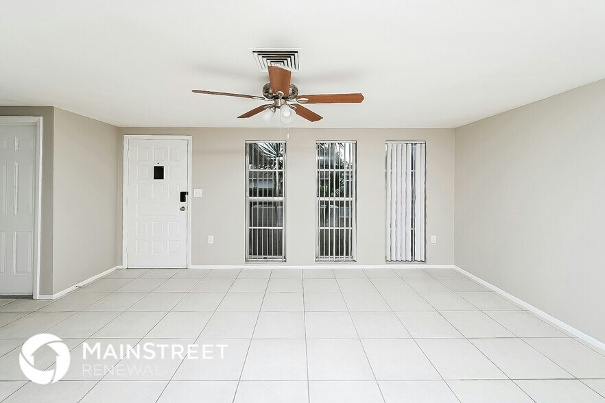 Building Photo - 7315 San Carlos Dr