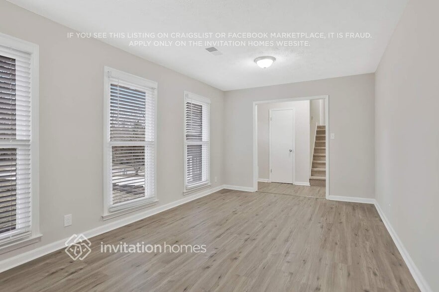 Building Photo - 4231 Westminster Dr SW