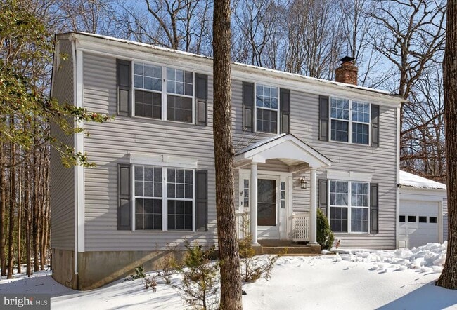 Building Photo - 2705 Vista Ct