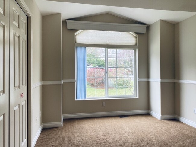 Building Photo - 5 Bedroom Craftsman - Home Great Schools - Cul-De-Sac - Pets Welcome