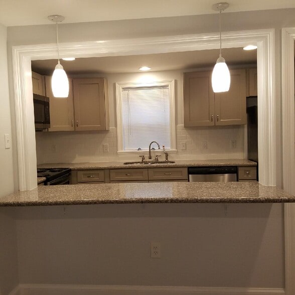 Building Photo - 3040 Fortin St