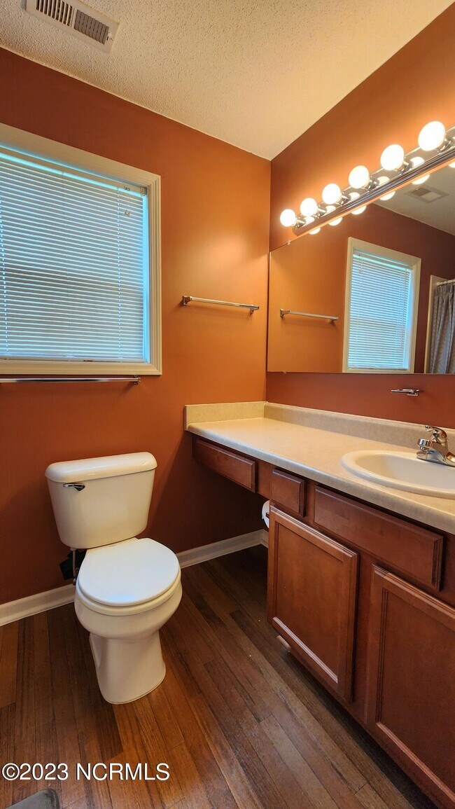 Building Photo - 108 Creeker Town Way