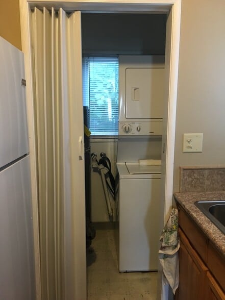 Building Photo - 4022 Miller Way