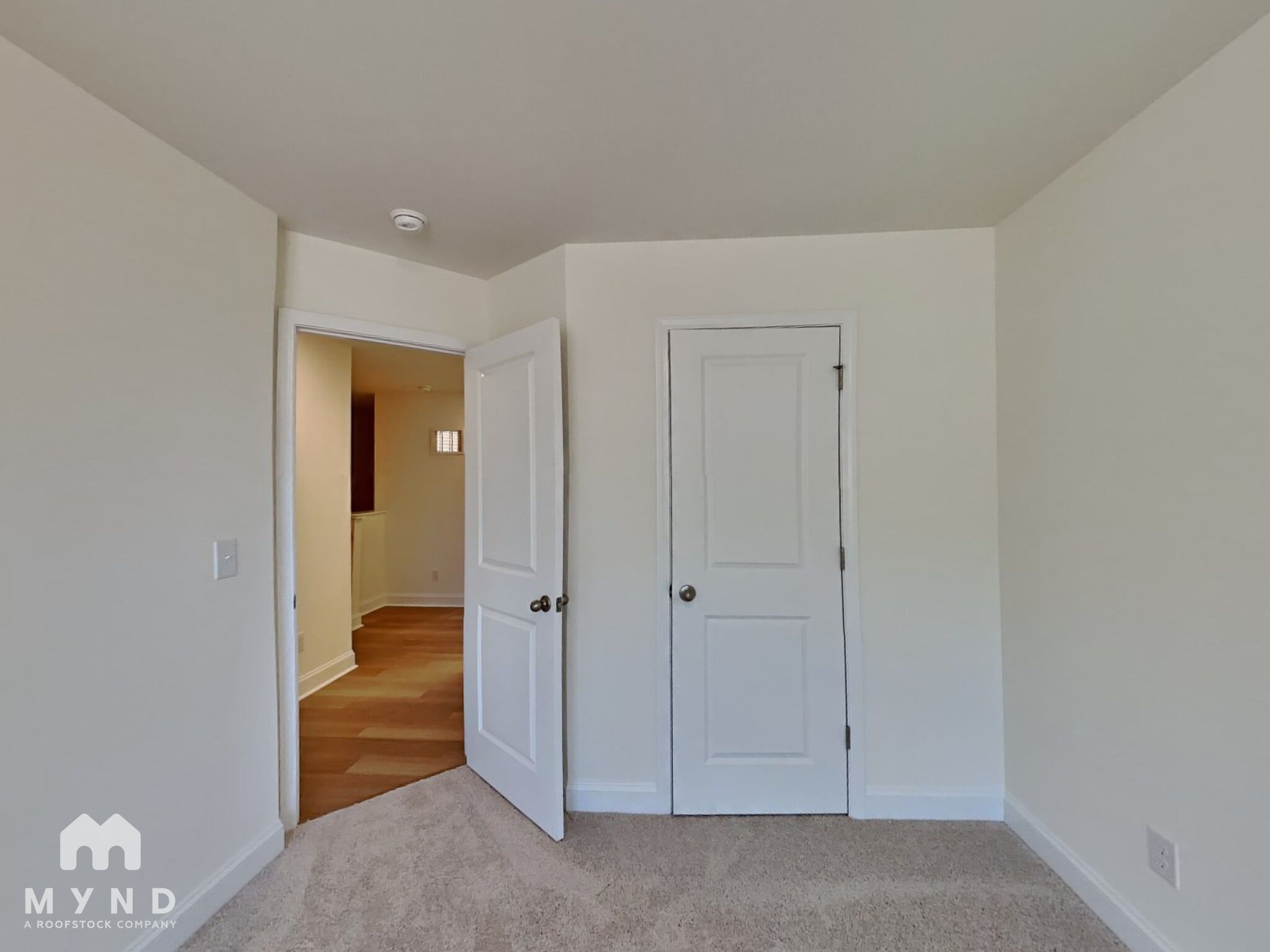 Building Photo - 1546 Cedar Tree Dr