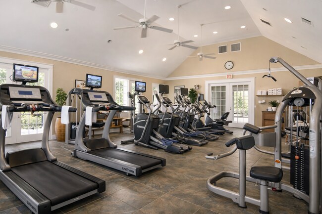 Building Photo - Gorgeous  3/2 Condo with Garage  for Rent in Exclusive Baldwin Park.