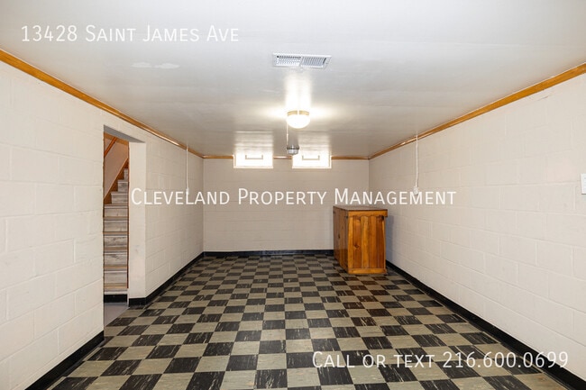 Building Photo - 13428 St James Ave