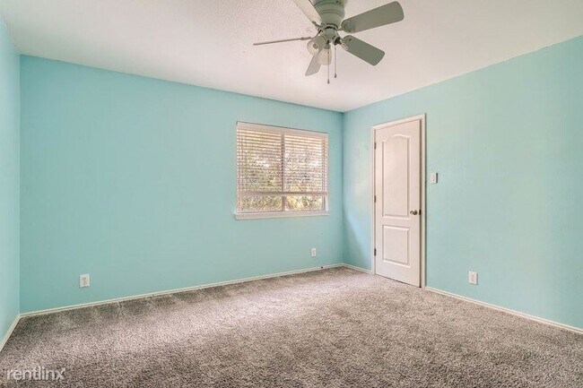 Building Photo - 4 br, 2.5 bath House - 3632 Sumter Glade UNIT