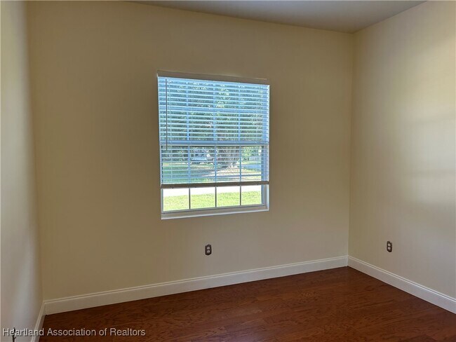 Building Photo - 6200 Pebble Ln