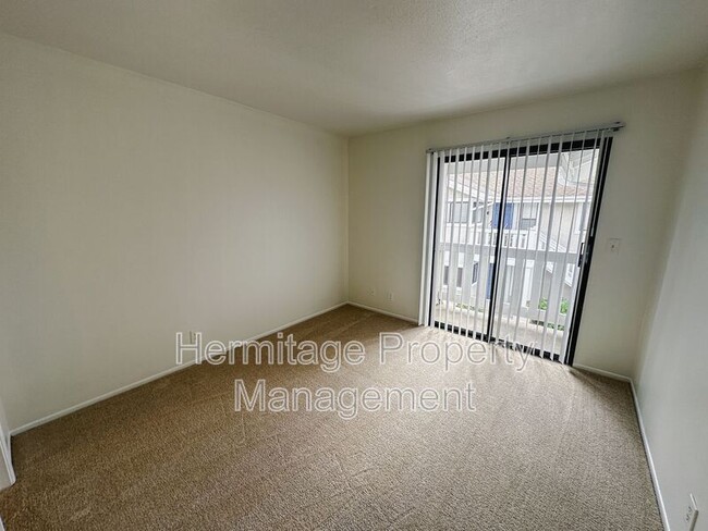 Building Photo - 65 Tarocco