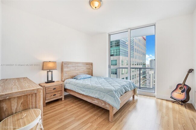 Building Photo - 185 SW 7th St