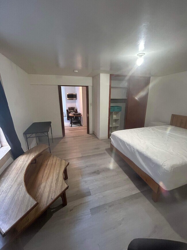 Building Photo - 121 Southern Blvd